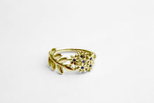 Load image into Gallery viewer, Flower-leaf ring in 14k Gold set with Sapphires