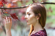 Load image into Gallery viewer, Floral-leaf earrings in silver